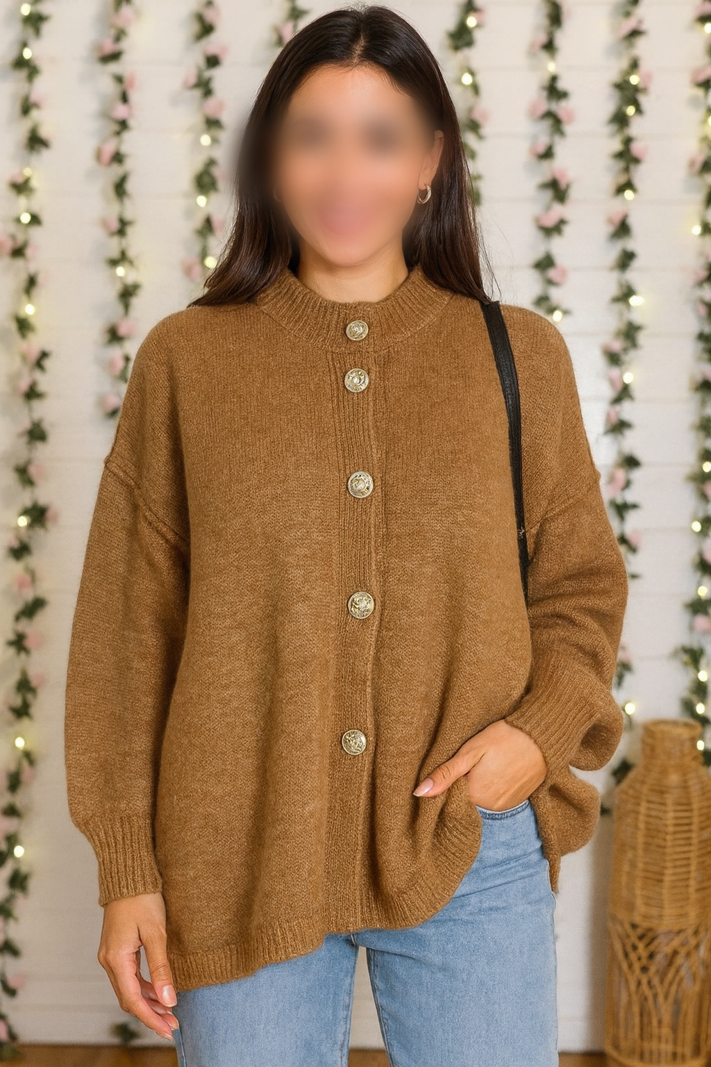 Gilet en maille Mylène camel boutons dorés