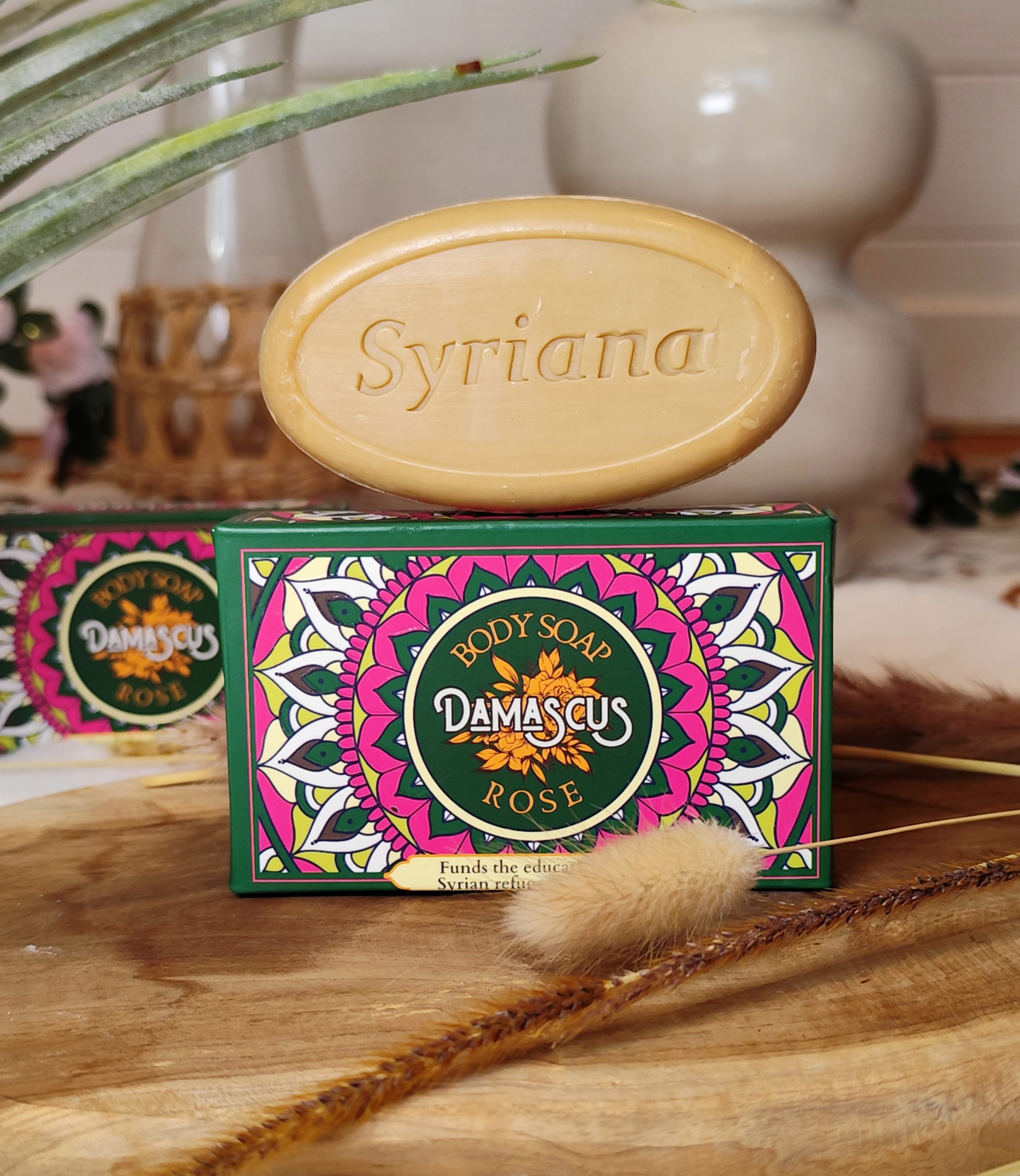 Savon d'Alep parfumé à la rose de Damas