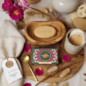 l’essence d’orient : savon naturel à la rose de damas & laurier (125g)