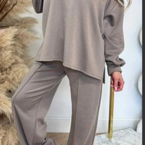 Ensemble casual chic femme beige taupe