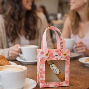 Sac Cadeau Fleuri à Fenêtre